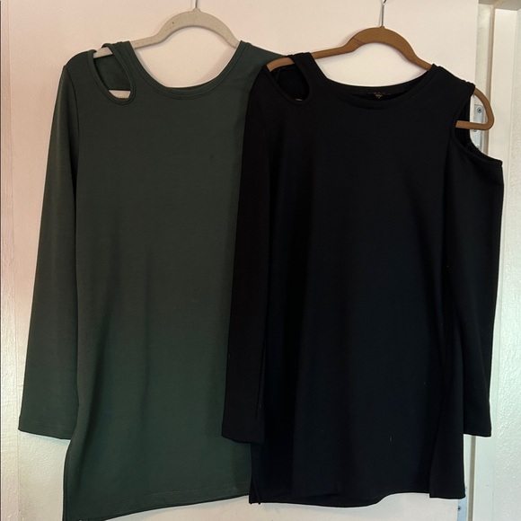 IMAN Black and Green Long Sleeve Dresses - Picture 1 of 5